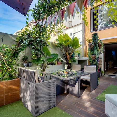 Garden In Town Hostel Порту Экстерьер фото